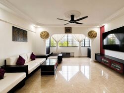 Blk 330 Bukit Batok Street 33 (Bukit Batok), HDB Executive #584815381